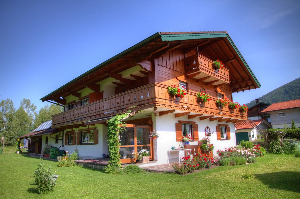 Ferienwohnung Haus Rieder Инцел Екстериор снимка