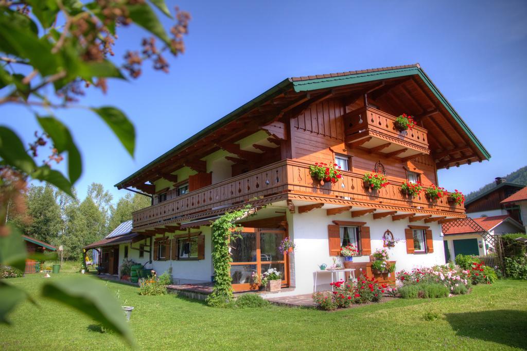 Ferienwohnung Haus Rieder Инцел Екстериор снимка